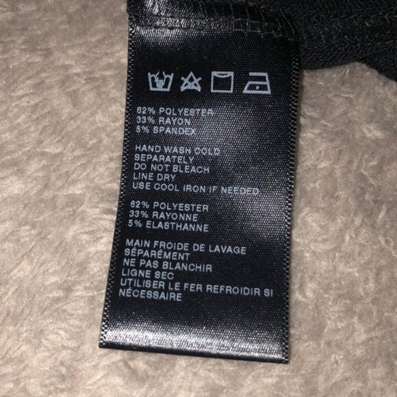 Silence & Noise turtleneck crop top | Black |  XS - Picture 3 of 3